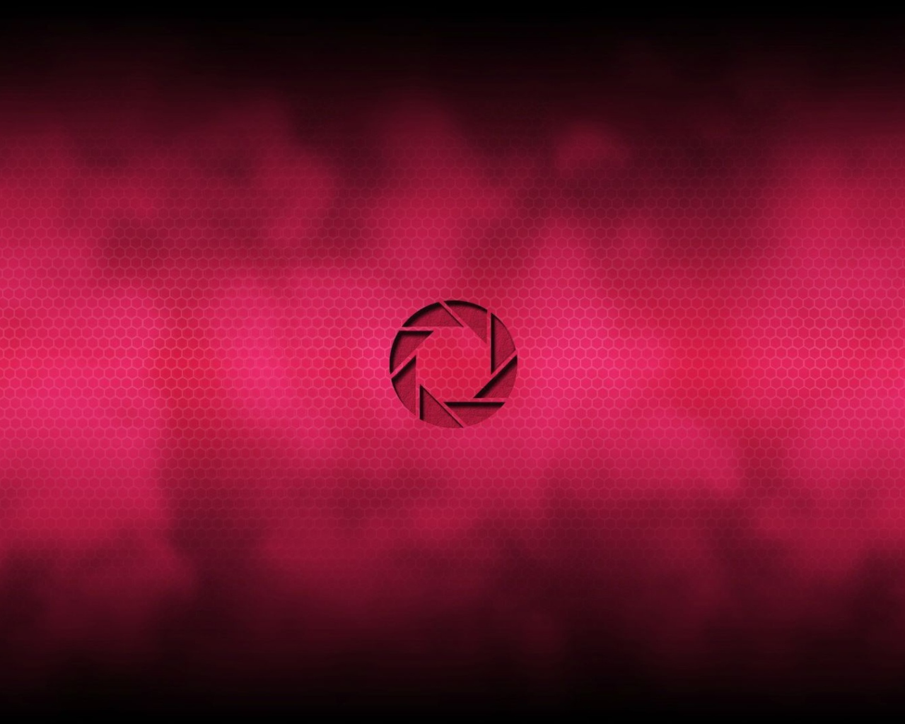 Логотип Aperture Science, красный фон