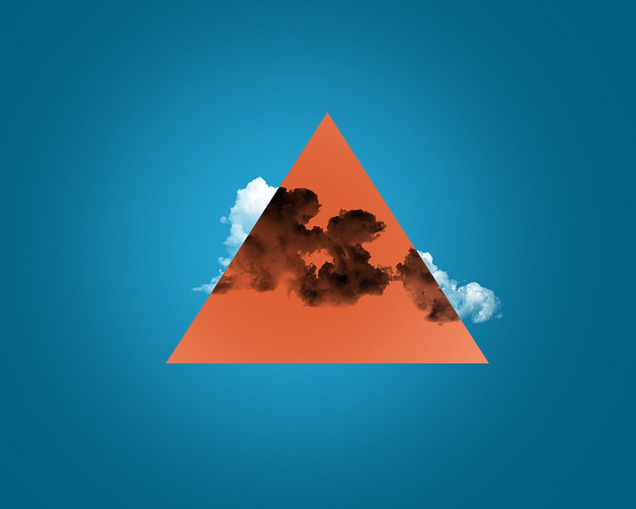 Оранжевый треугольник с облаком