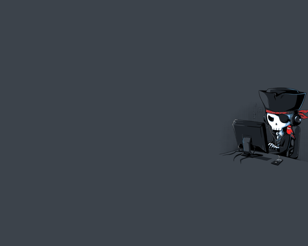 Пират за компьютером, серый фон