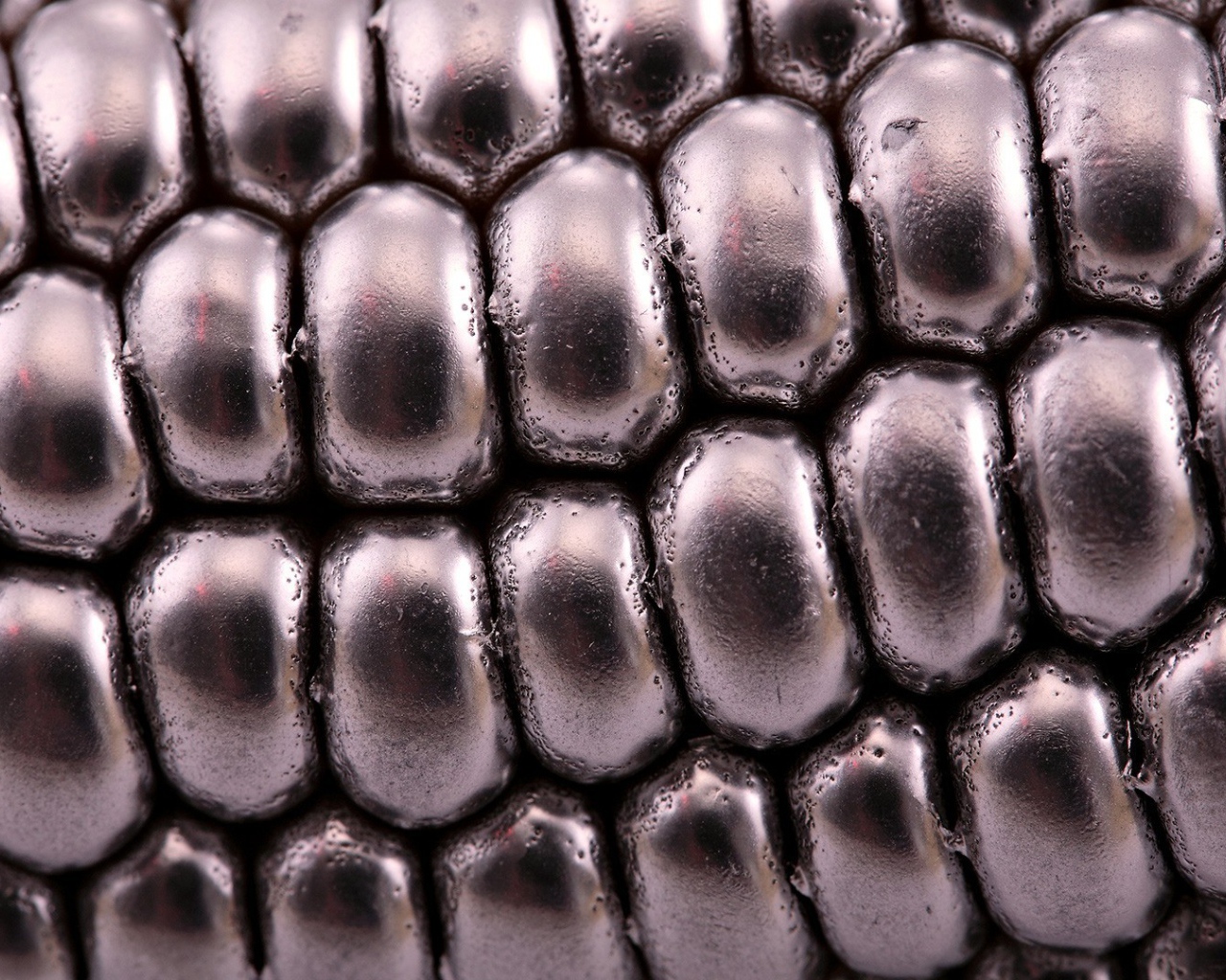 Круглые кусочки металла, фон