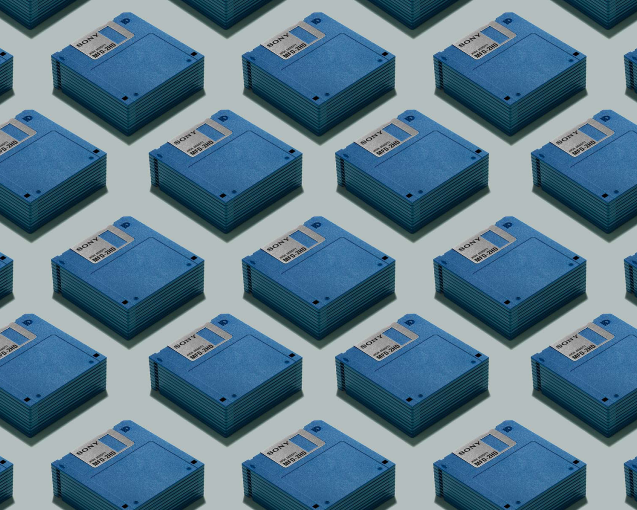 Стопки голубых дискет