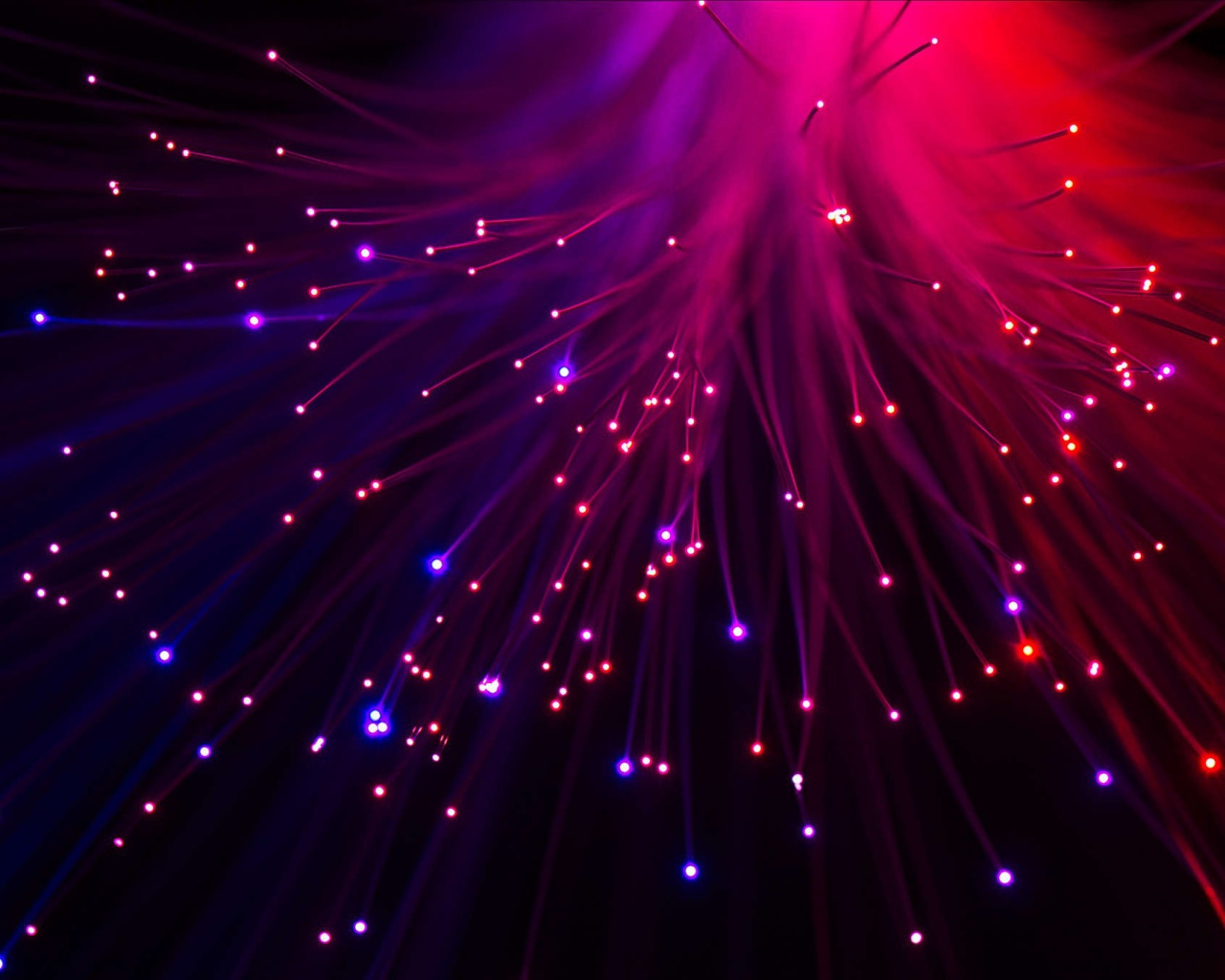 Яркие огни оптического волокна