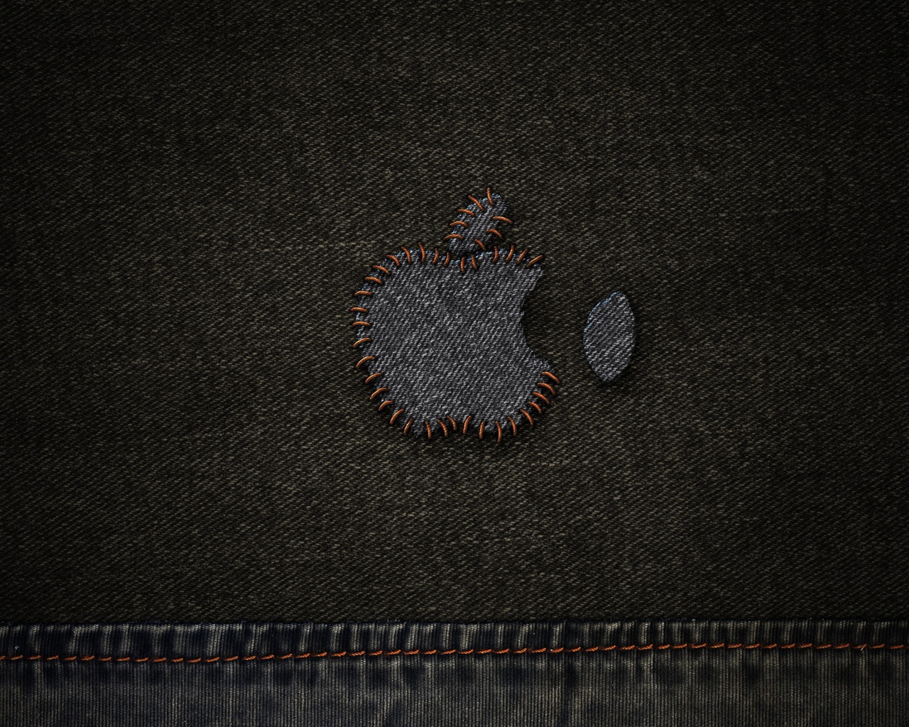 Заплатка на джинсах, символ Эппл