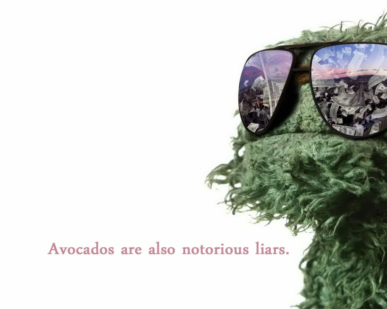 Оскар из Улицы Сезам в очках