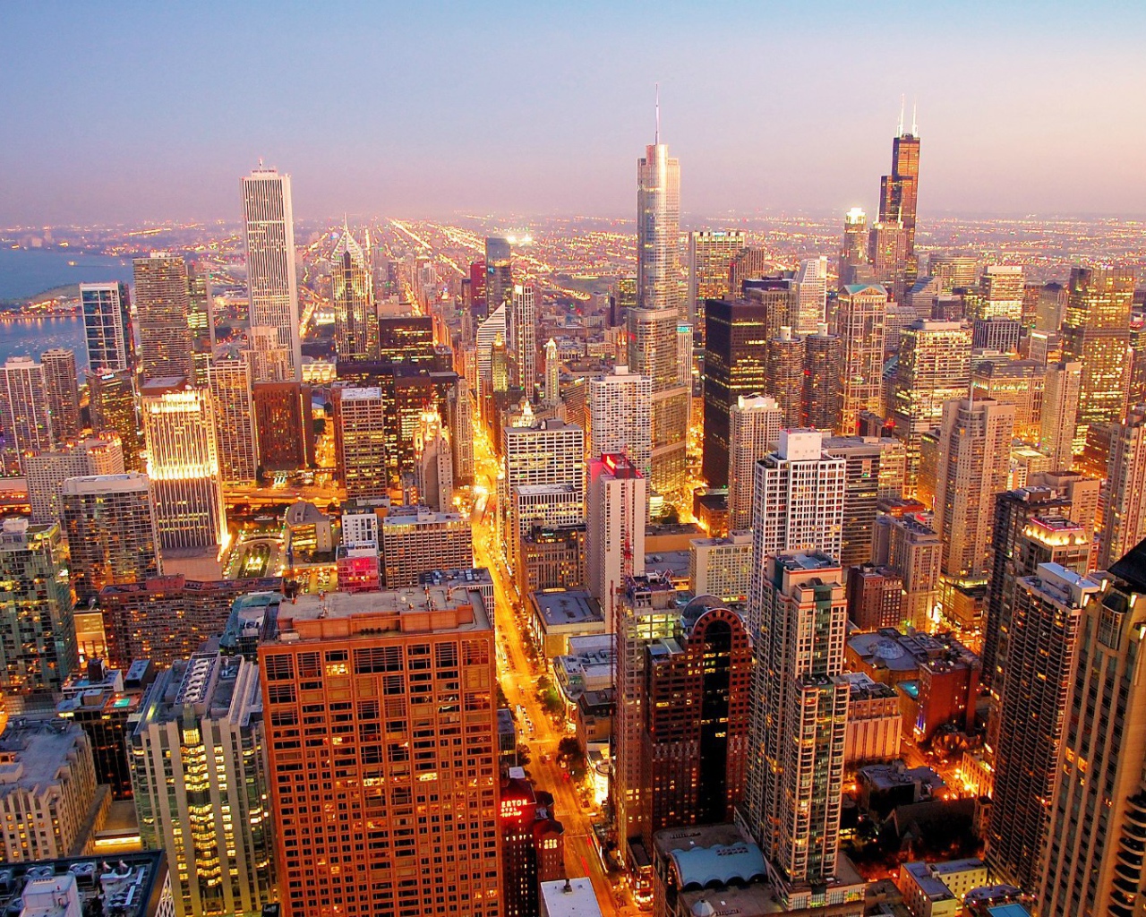 Вечерние огни города Чикаго