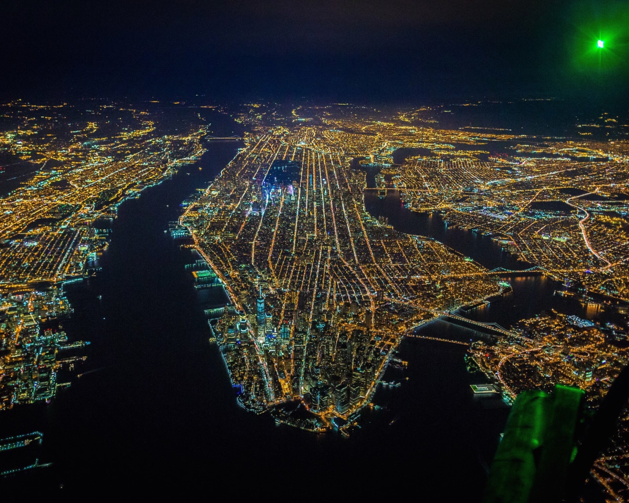 Нью-Йорк никогда не спит