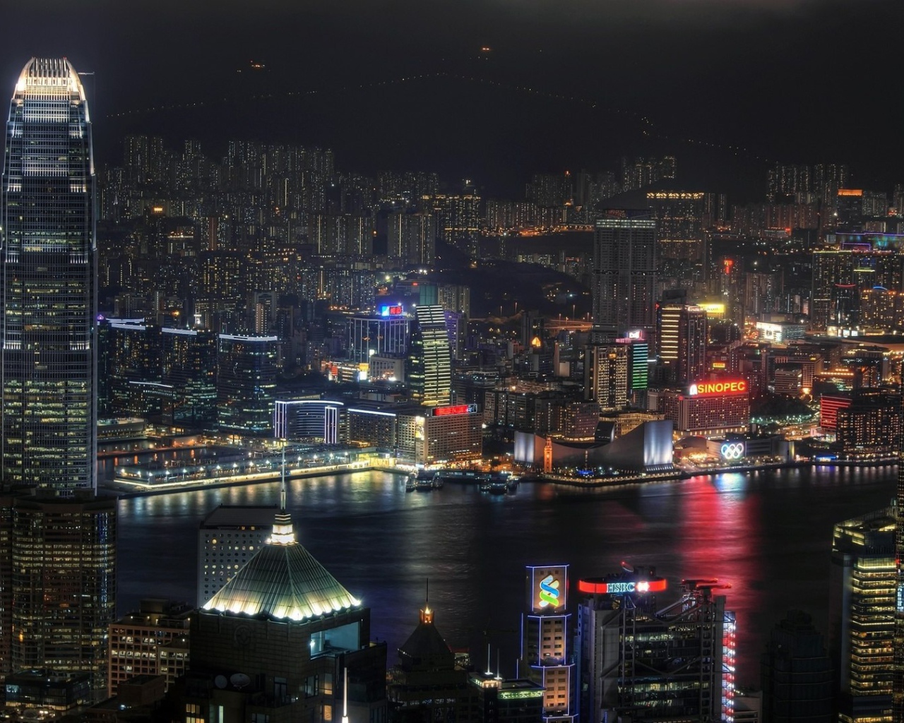 Ночной город Гонконг