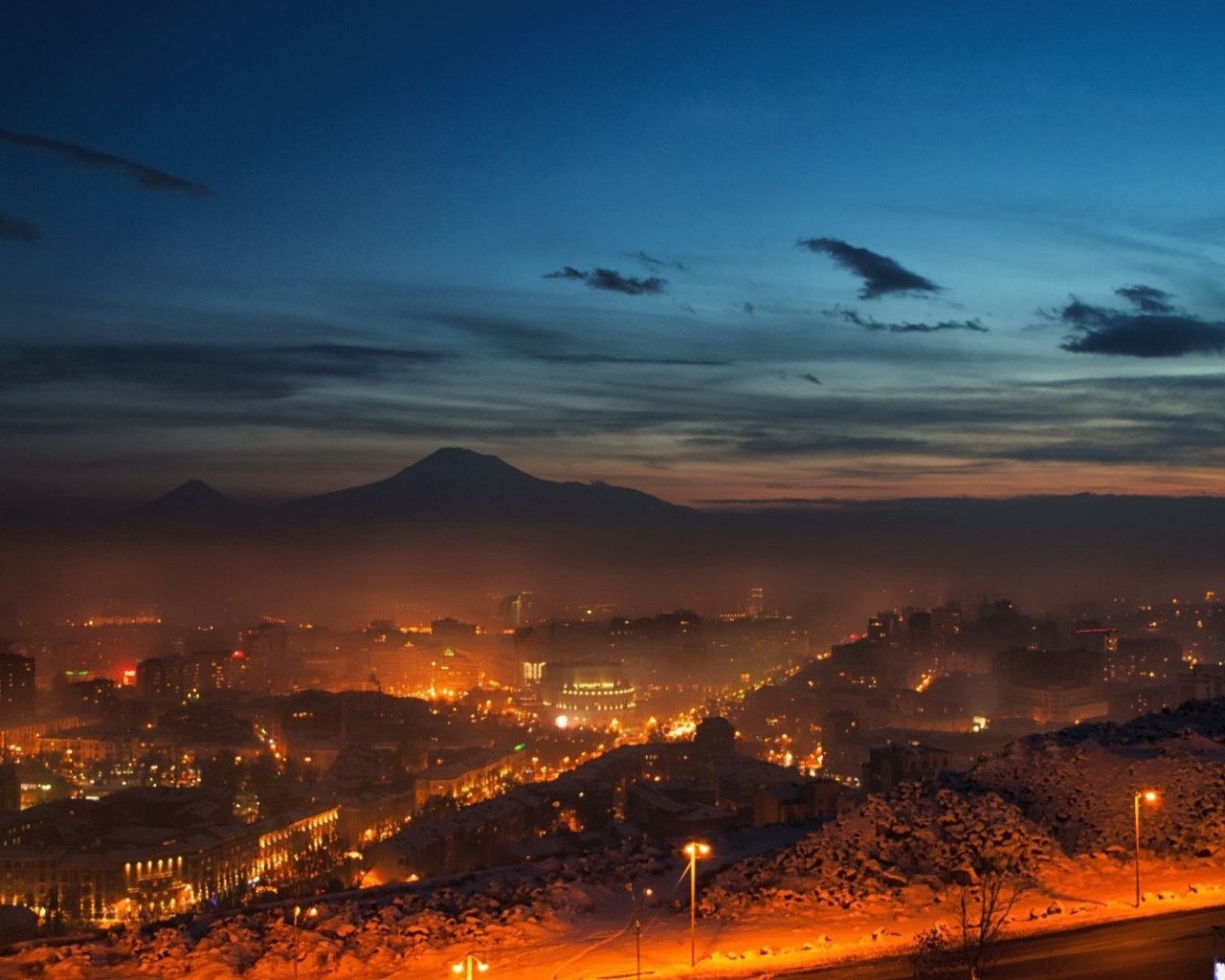 Ночной Ереван, Армения