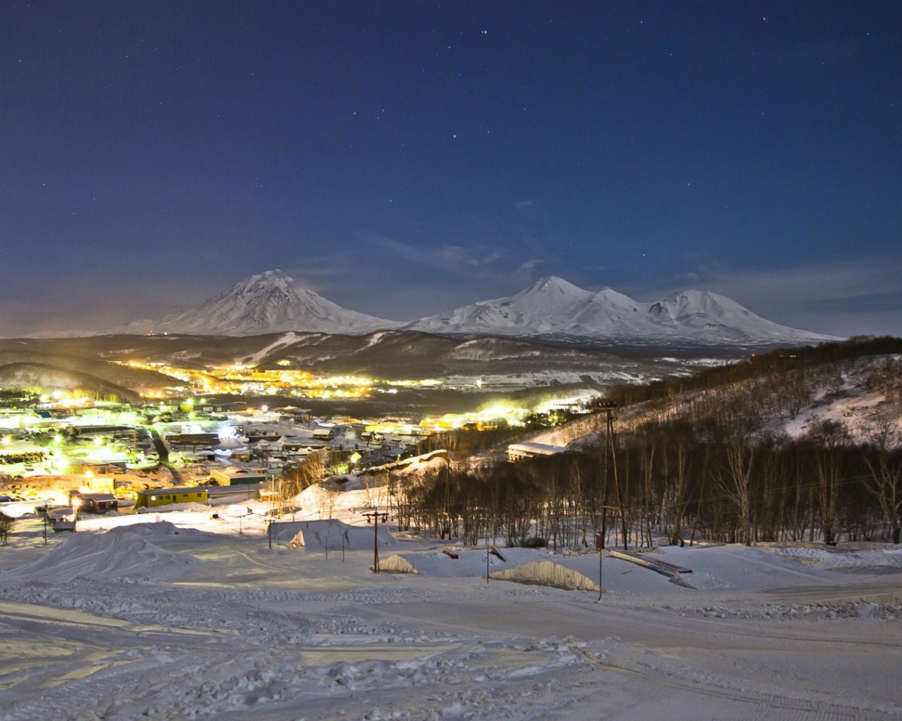 Ночной город на Камчатке