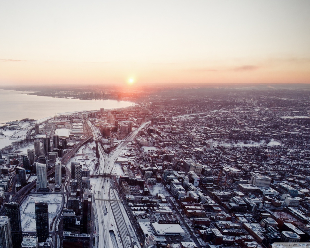 Панорама Торонто на закате