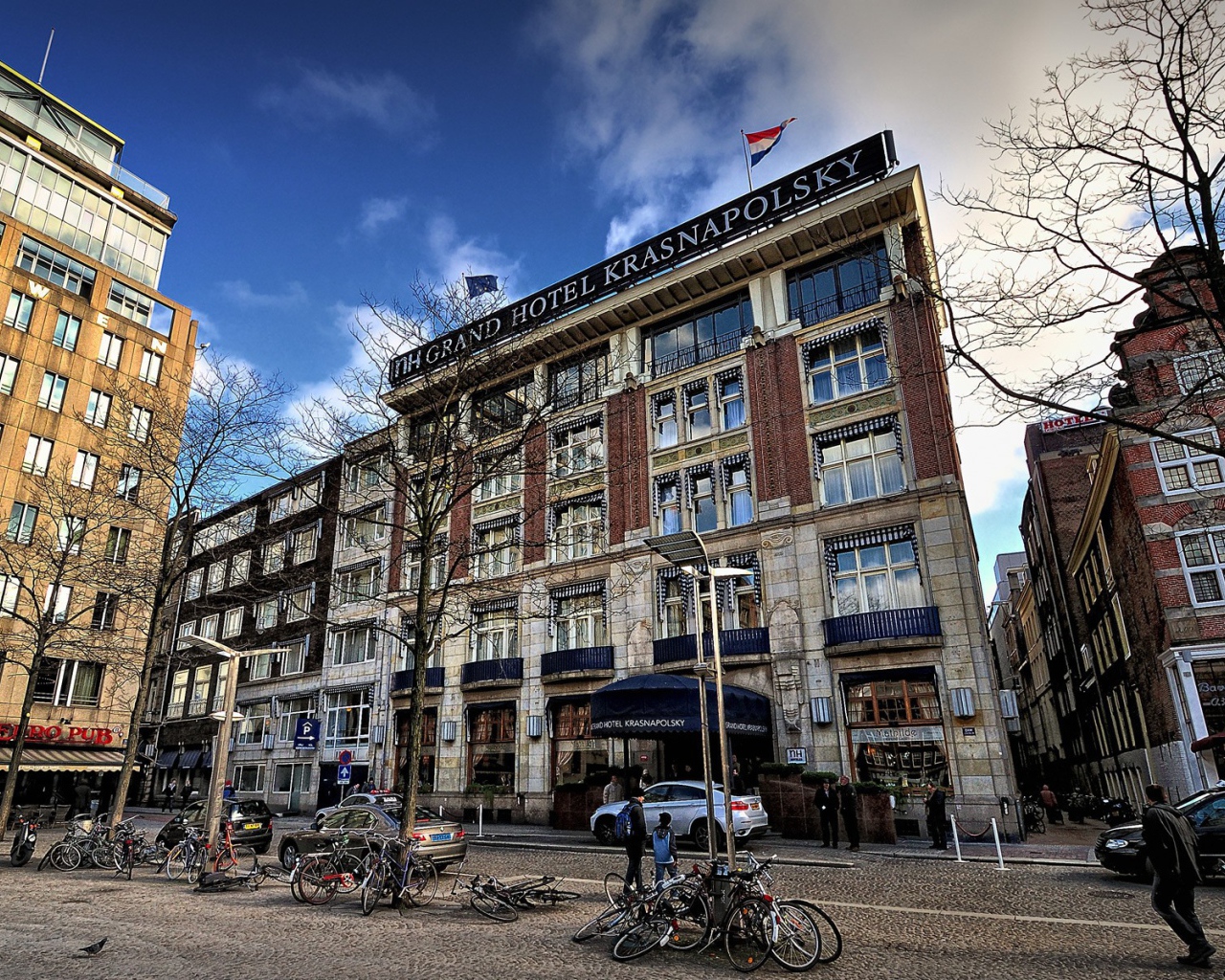 Пятизвездочный отель в Амстердаме