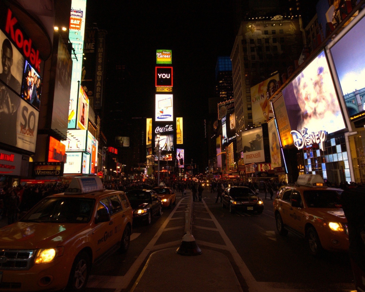 Площадь Таймс-сквер в Нью-Йорке
