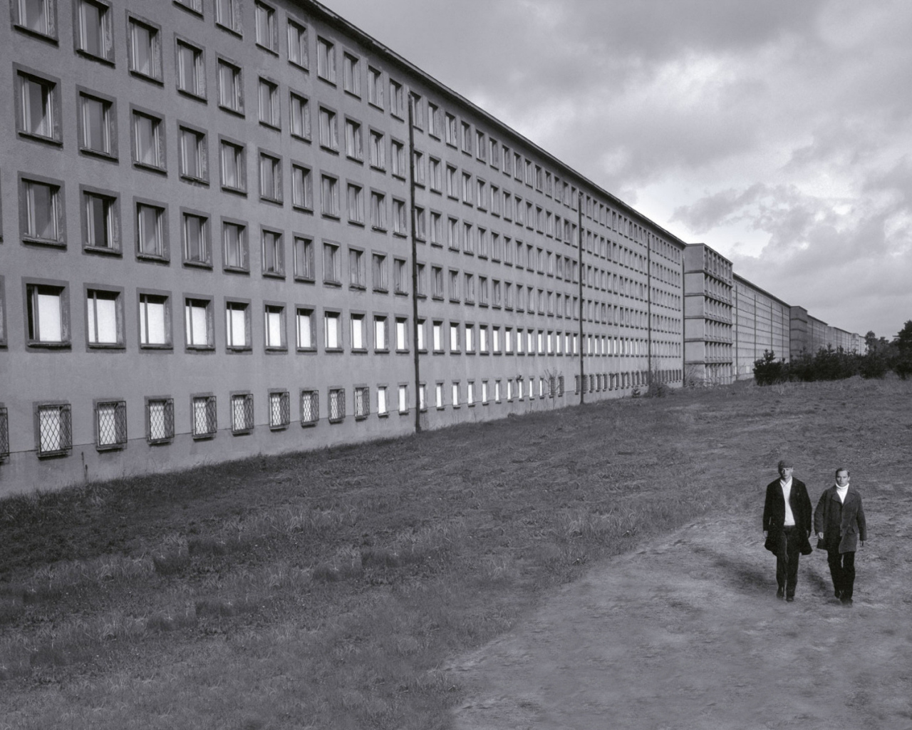 Очень длинный дом