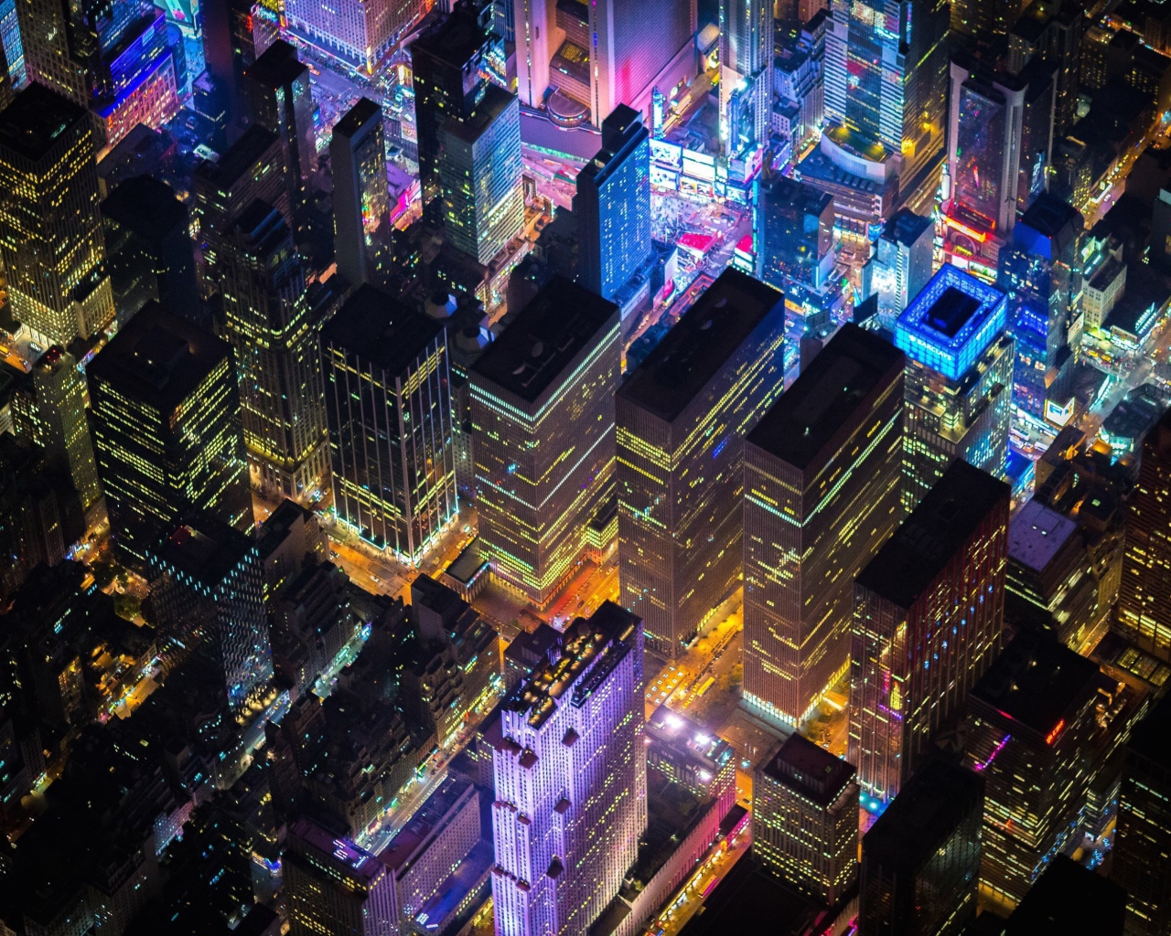 Вид на город в ночи