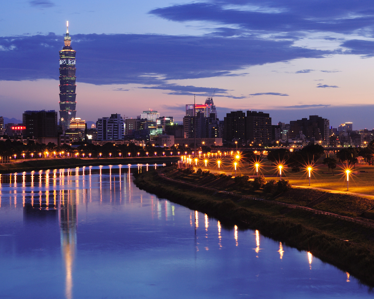 Река в городе Тайбей