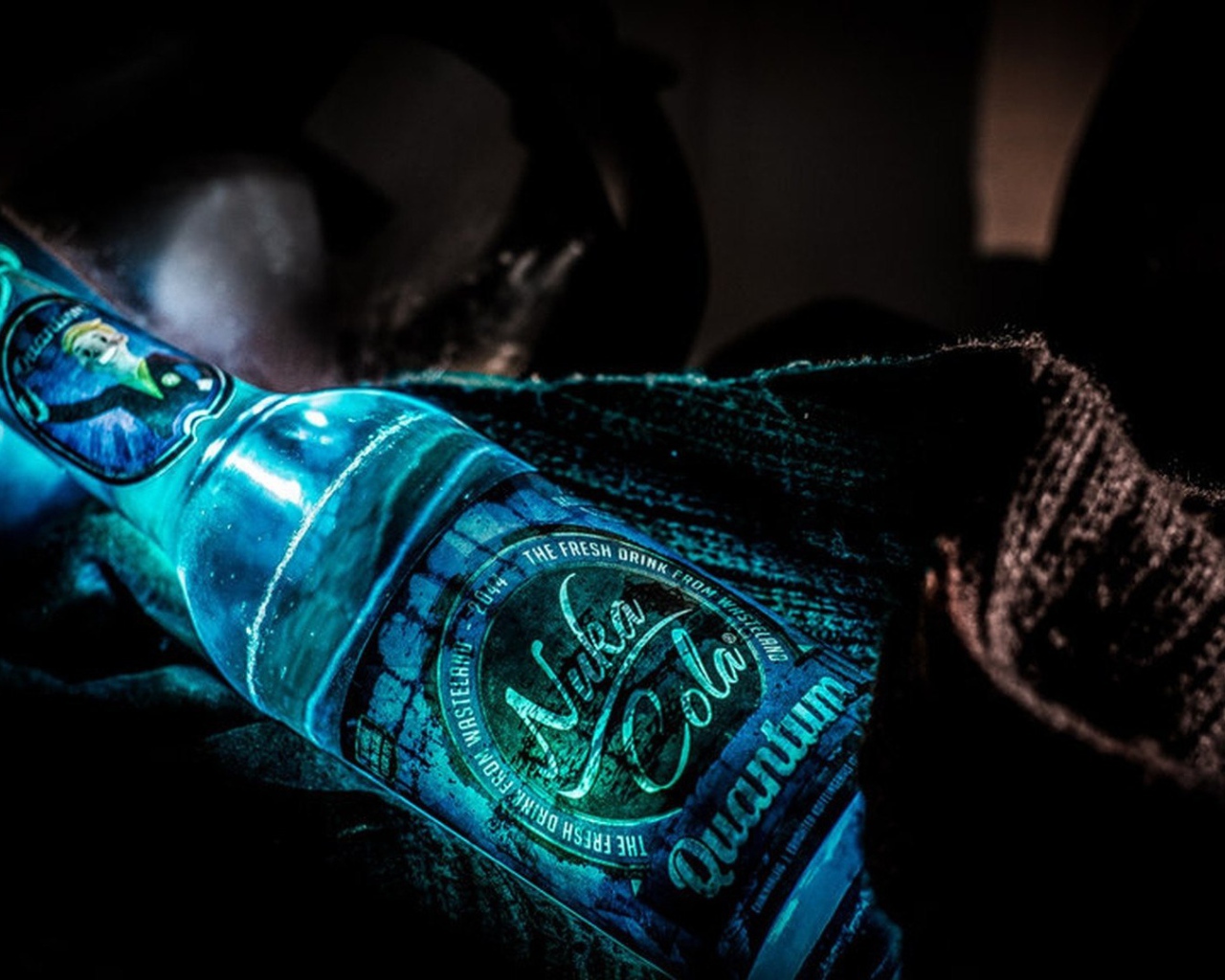 Бутылка радиоактивной Колы