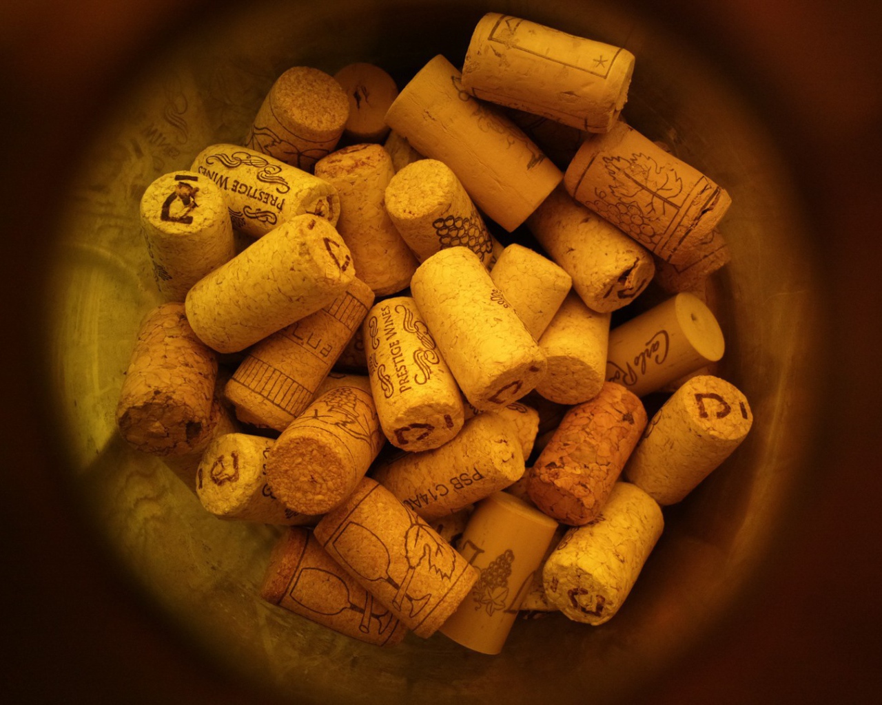 Пробки от бутылок вина