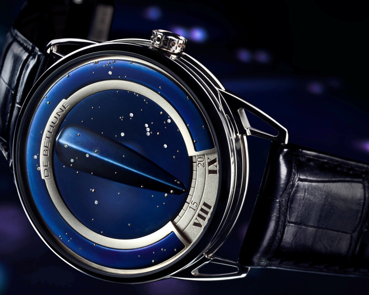 Дизайнерские часы с необычным циферблатом