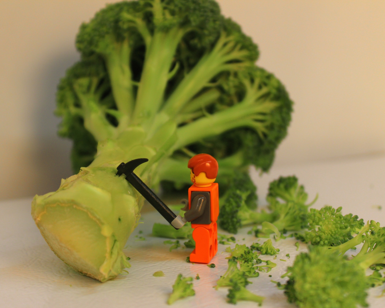 ЛЕГО против брокколи