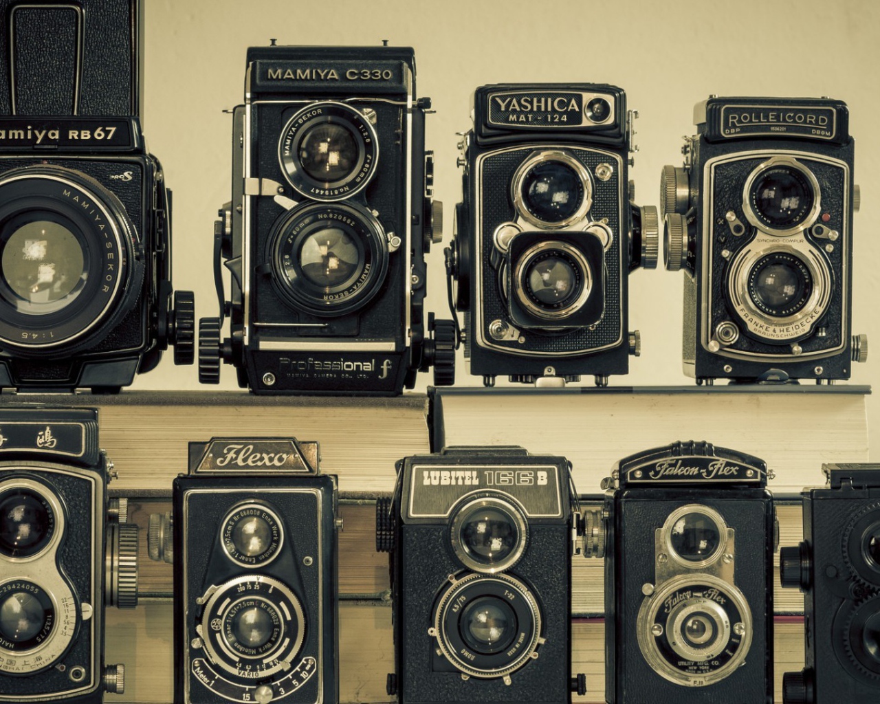Модели старых фотоаппаратов
