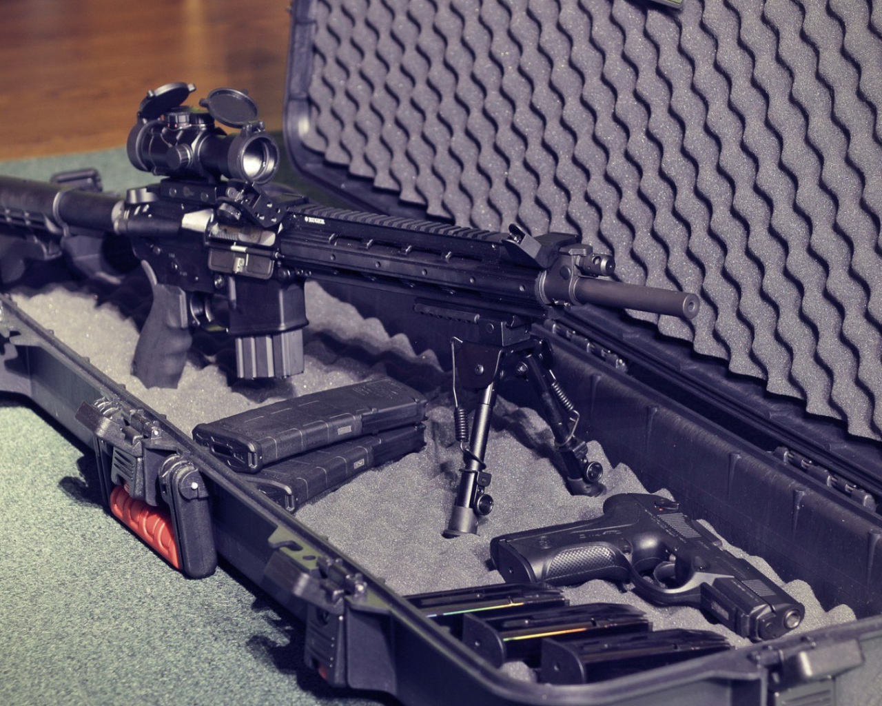 Самозарядная винтовка Ruger SR-556