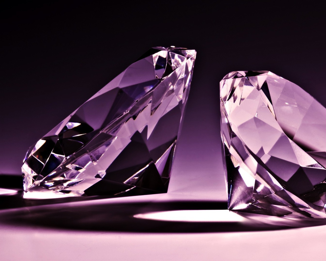 Два сиреневых бриллианта