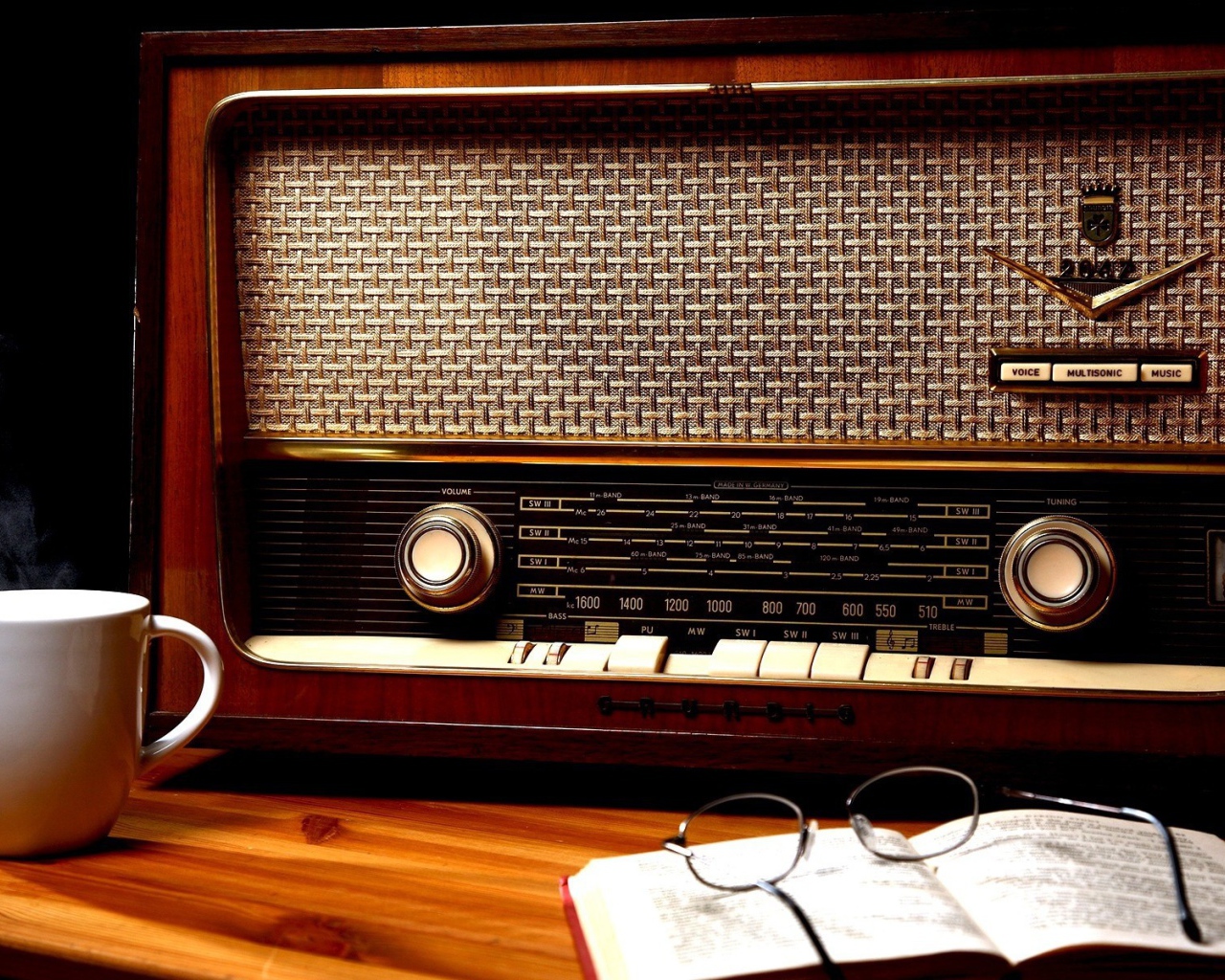Vintage radio and book