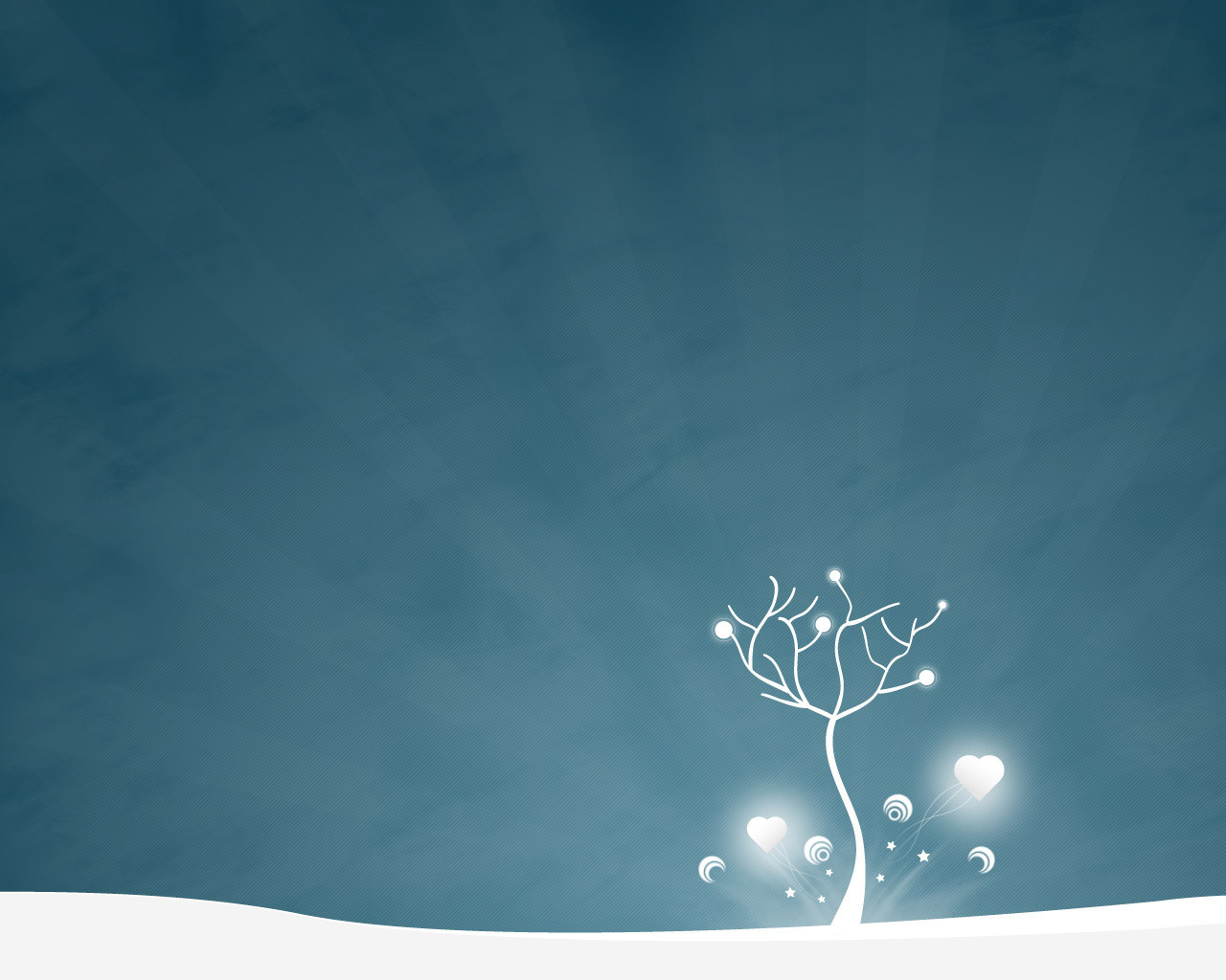 Дерево с сердечками