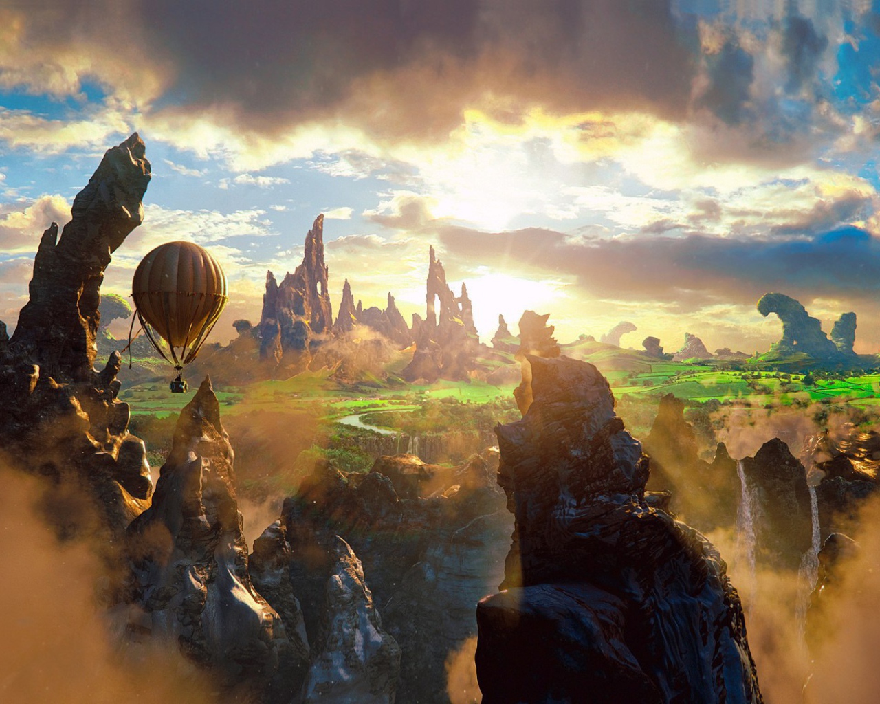 Воздушный шар летит над скалами