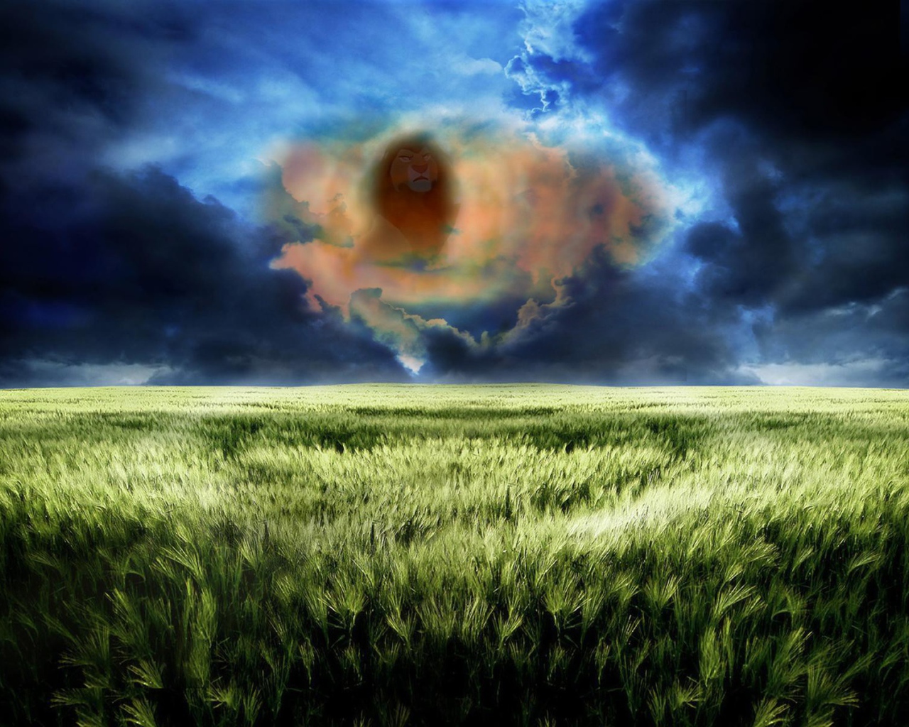 Лицо льва в облаке