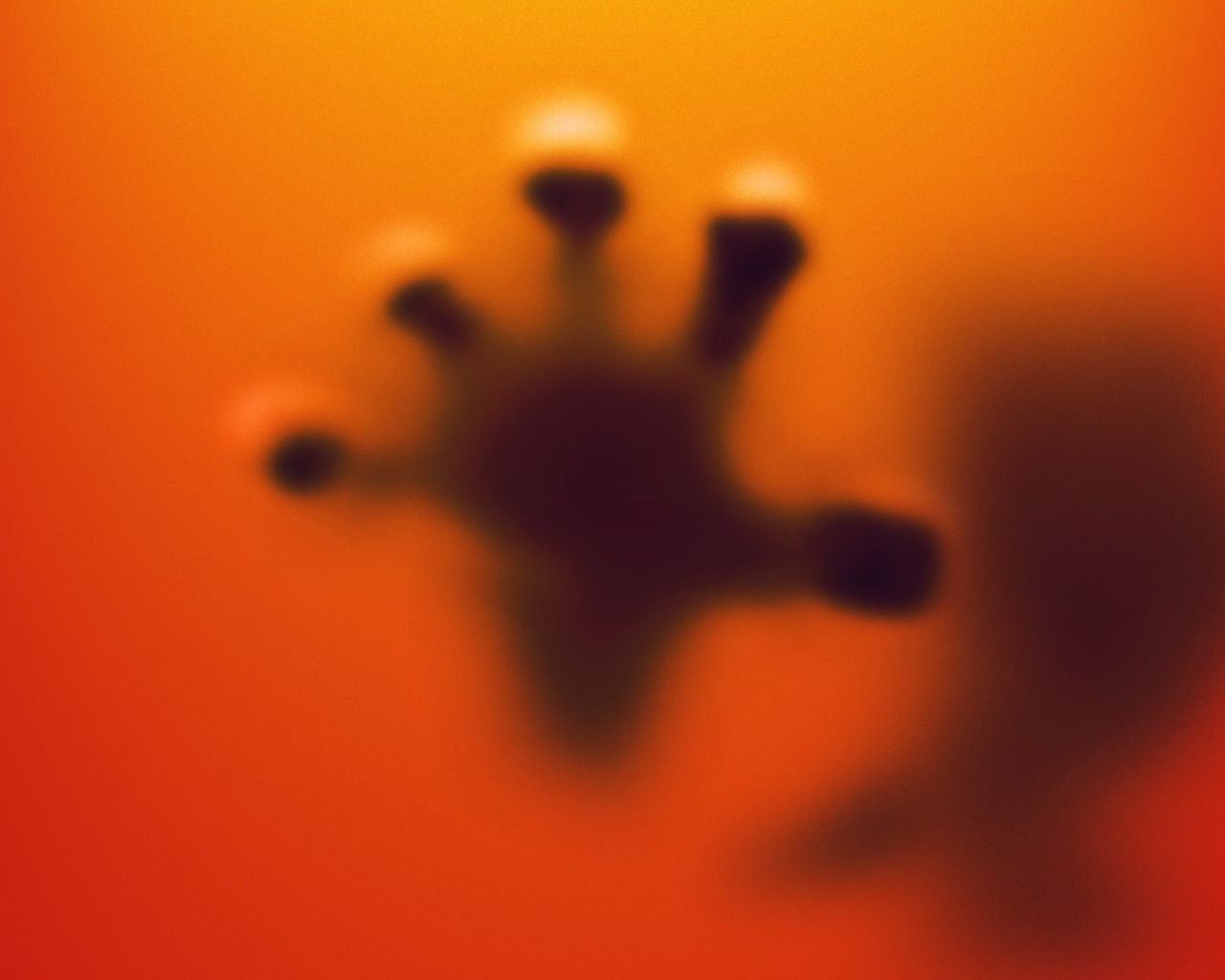 Рука существа с другой планеты