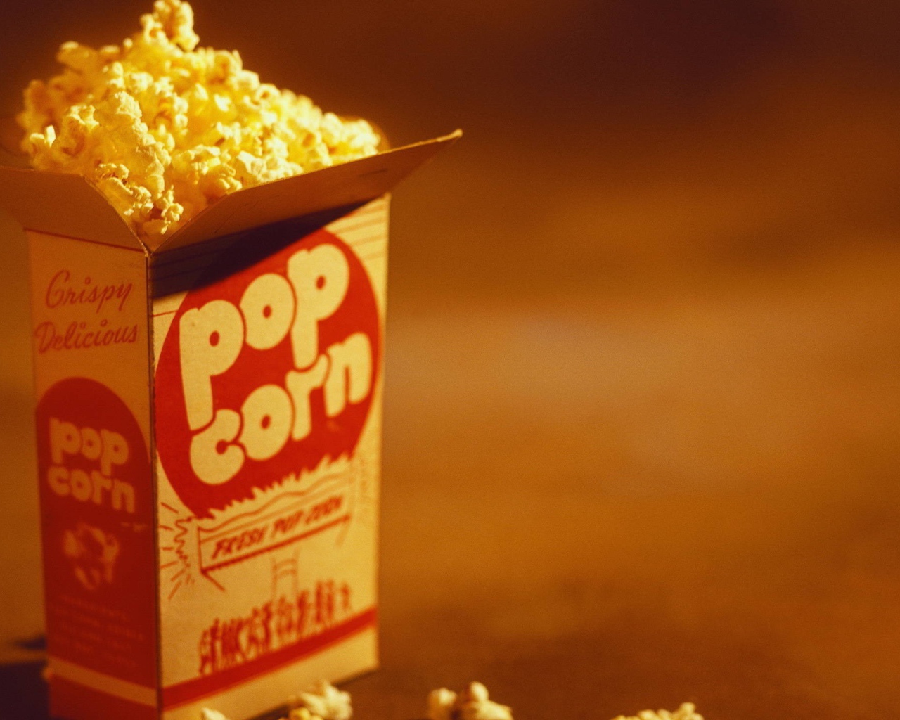 Коробка с попкорном