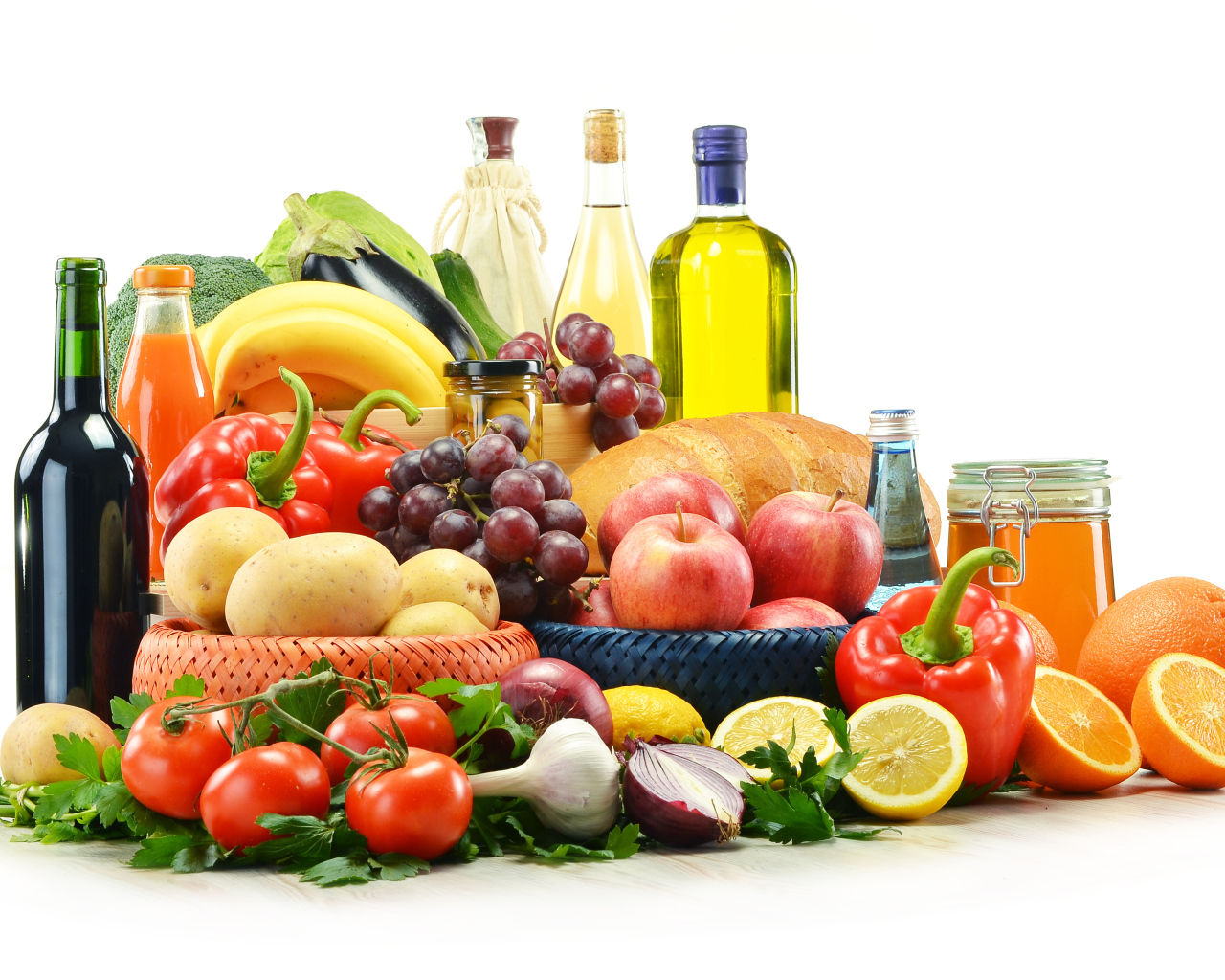 Вино , лимоны и фрукты