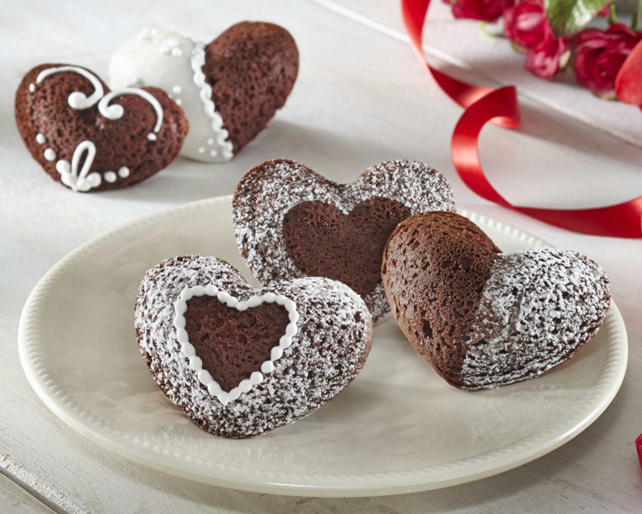 Шоколадное печенье в форме сердца