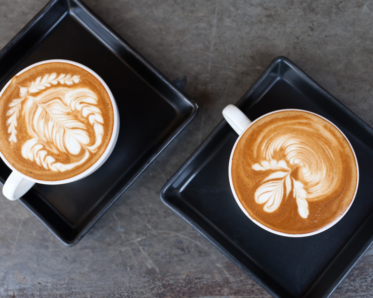 Рисунки на пенке кофе