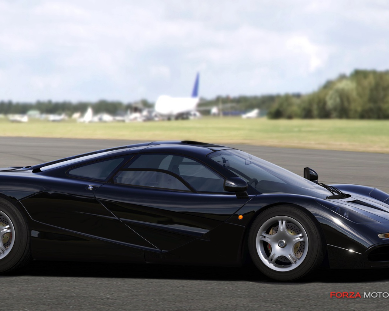 Авто на треке в игре Forza Motorsport