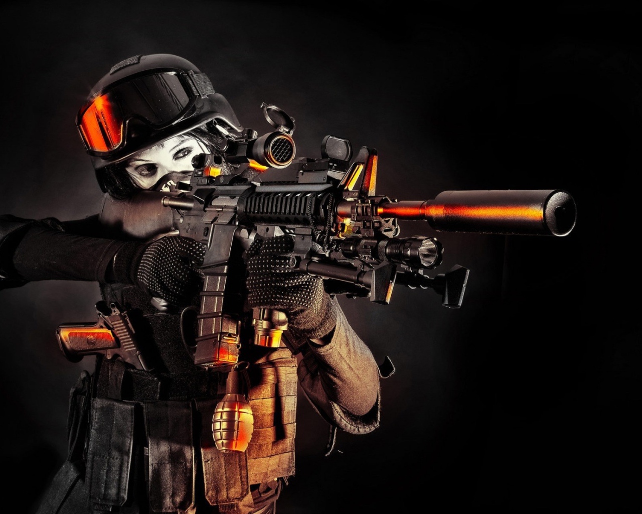 Солдат спецназа девушка