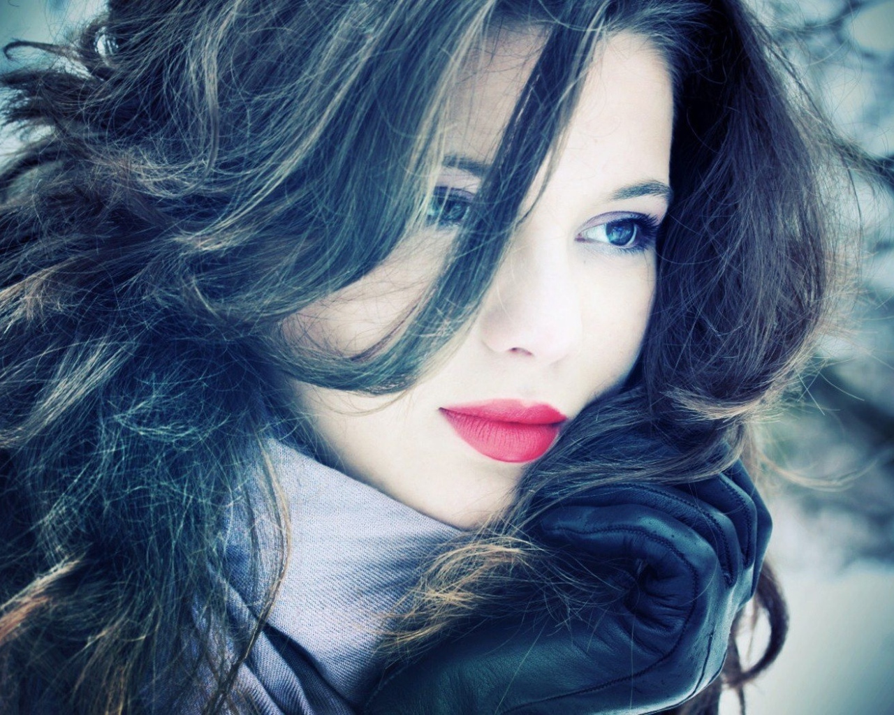 Девушка со светлой кожей