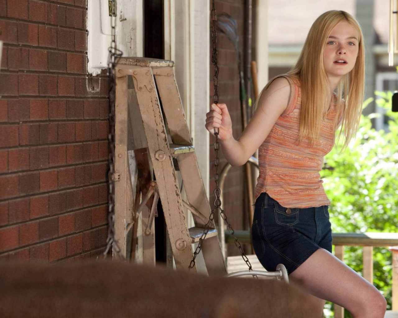 Девушка модель Элли Фанинг