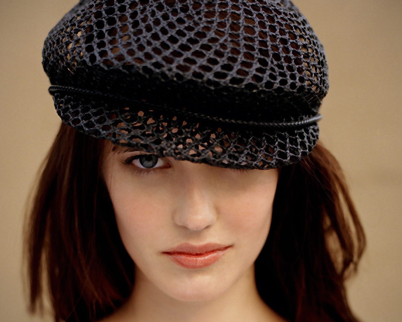 Французская девушка в берете