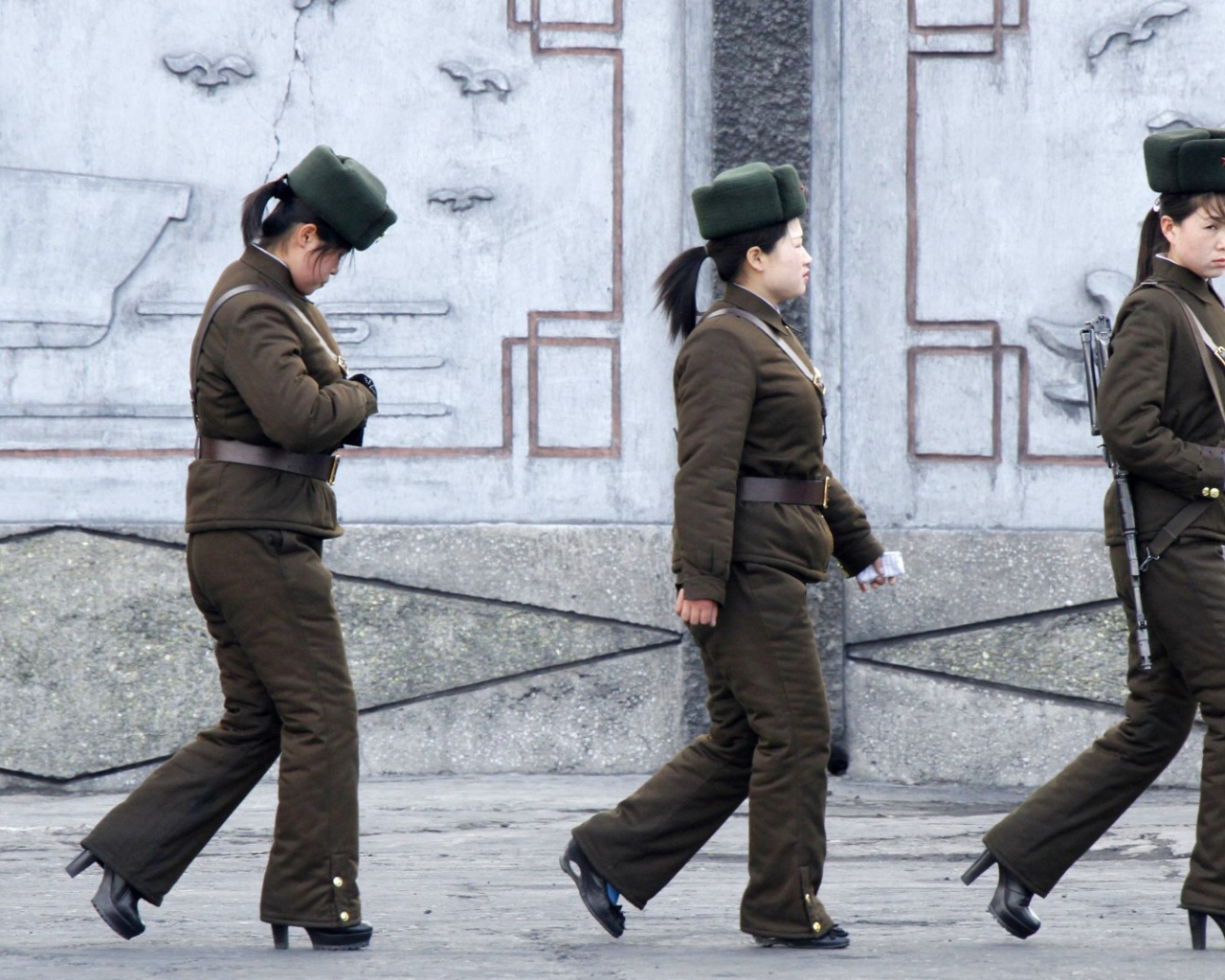 Девушки Северной Кореи