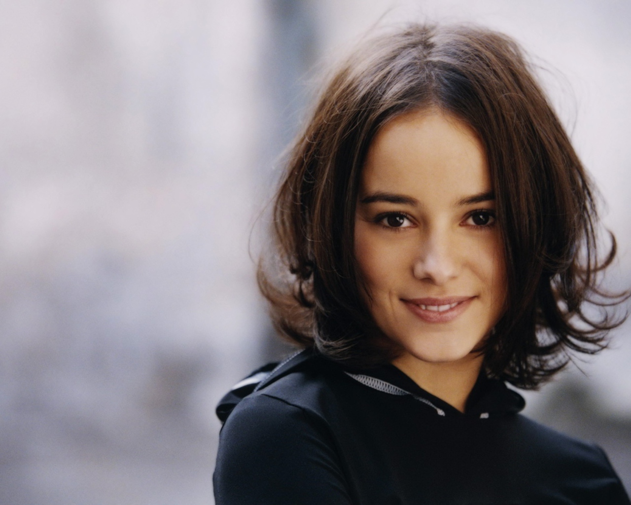 Милая девушка Alizee из Франции