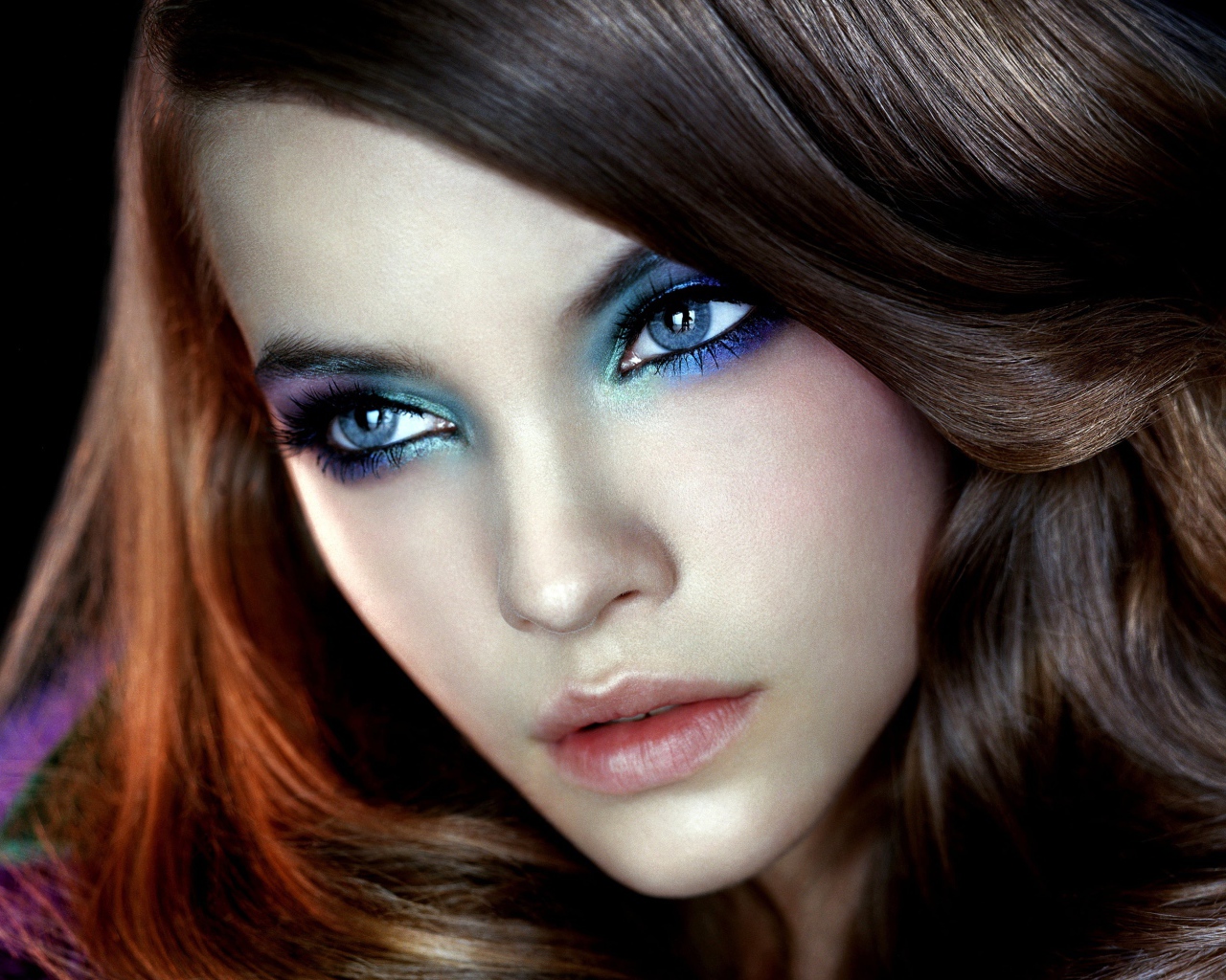 Макияж у девушки Барбары Палвин