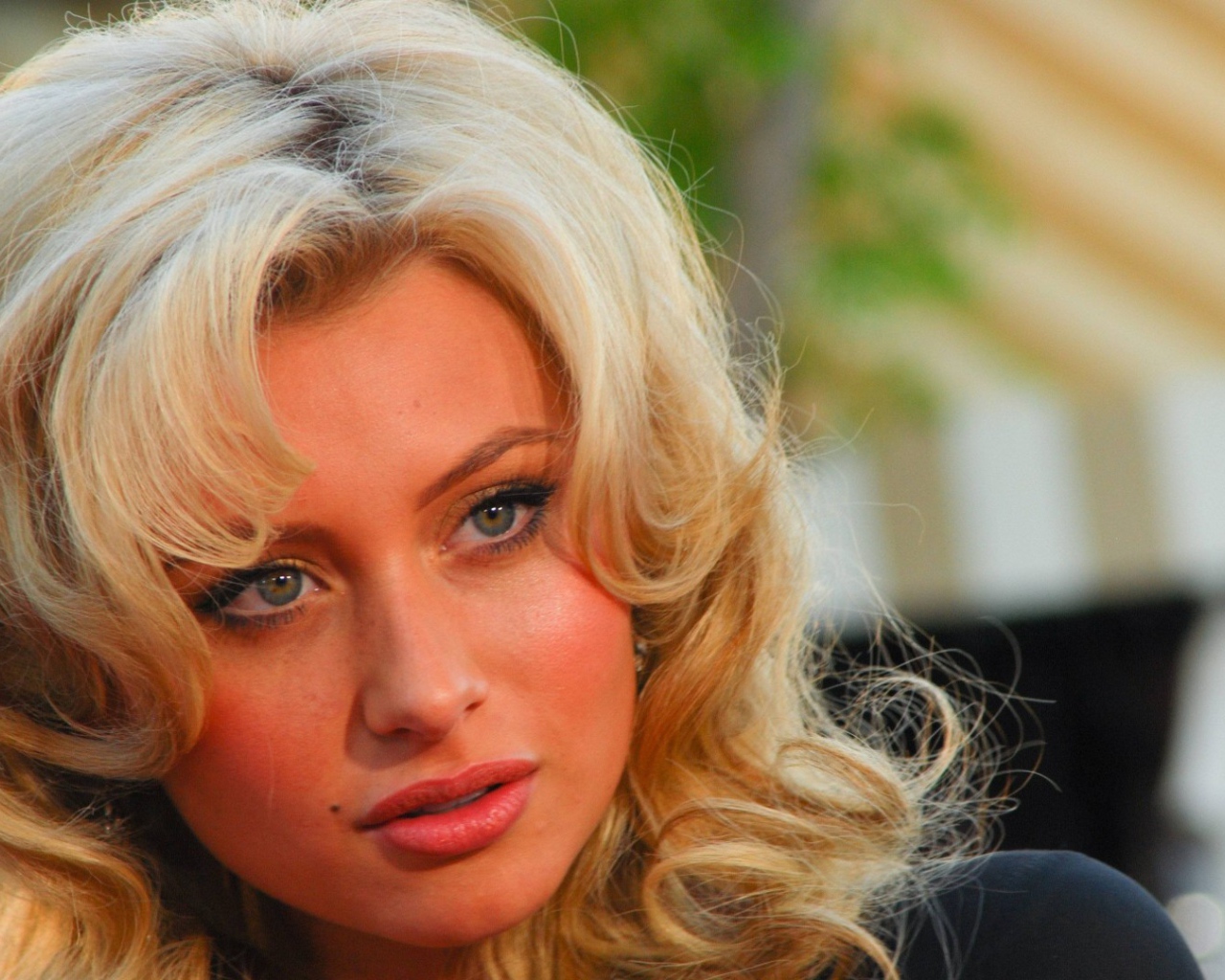 Певица из США Эли Мичалка