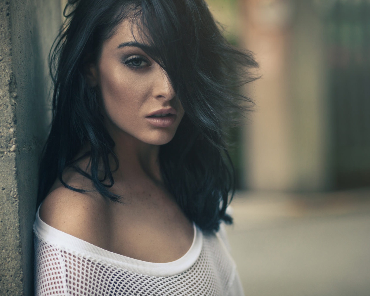 Красивая девушка Таниша Стивенс