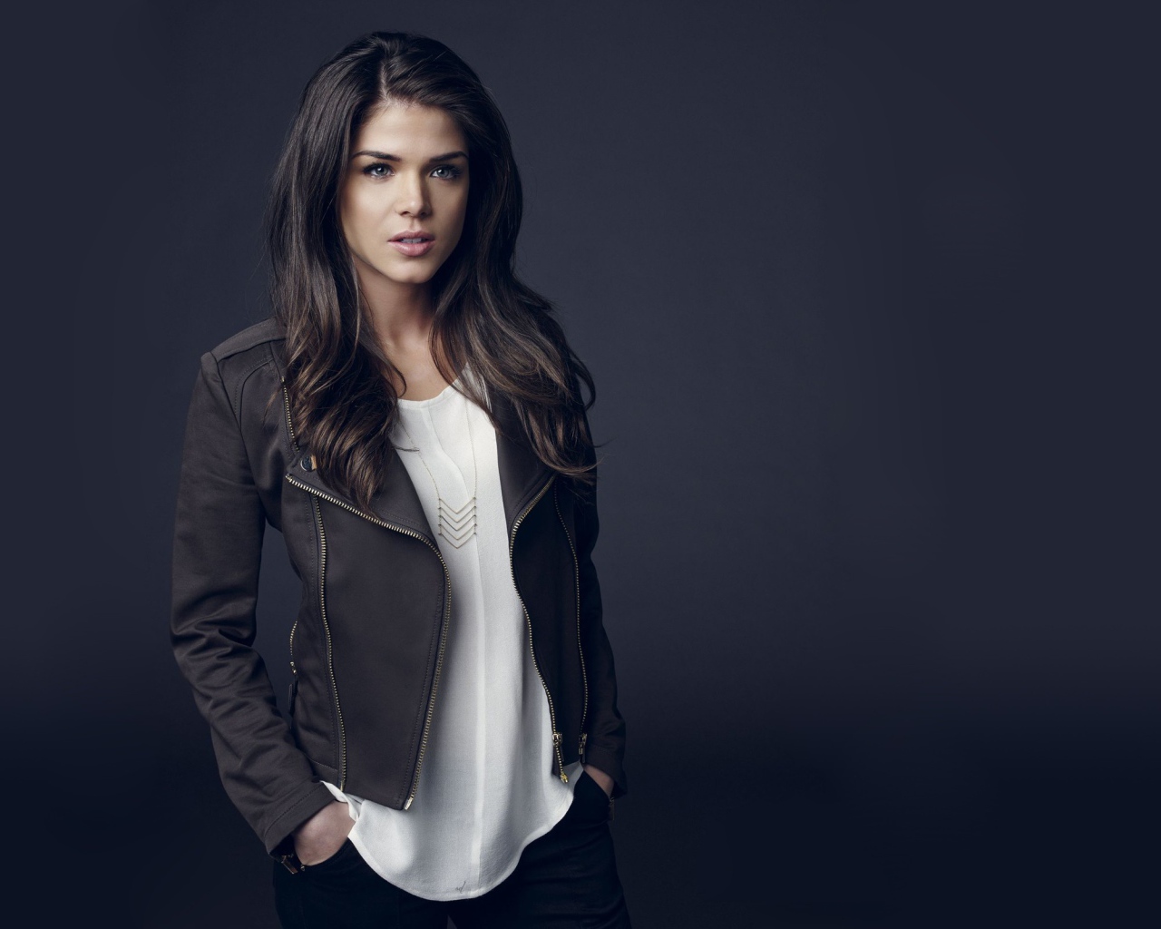 Канадская актриса Мария Авгеропулос