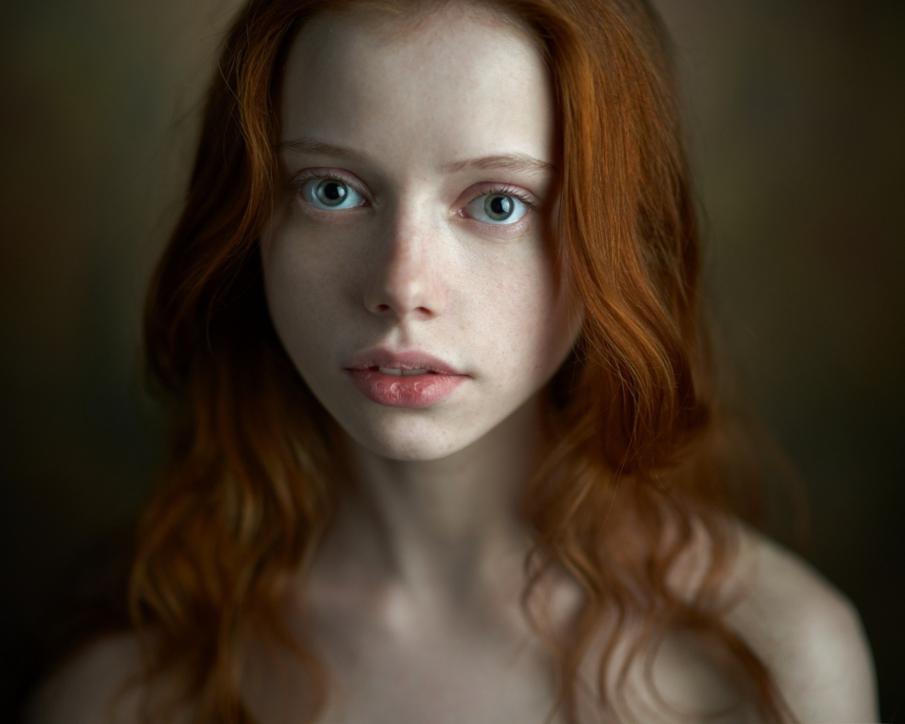 Рыжая модель, портрет