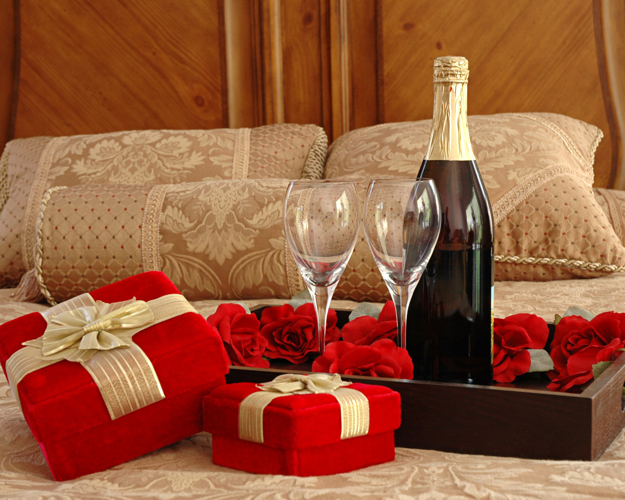 Праздник любви для двоих на 8 марта