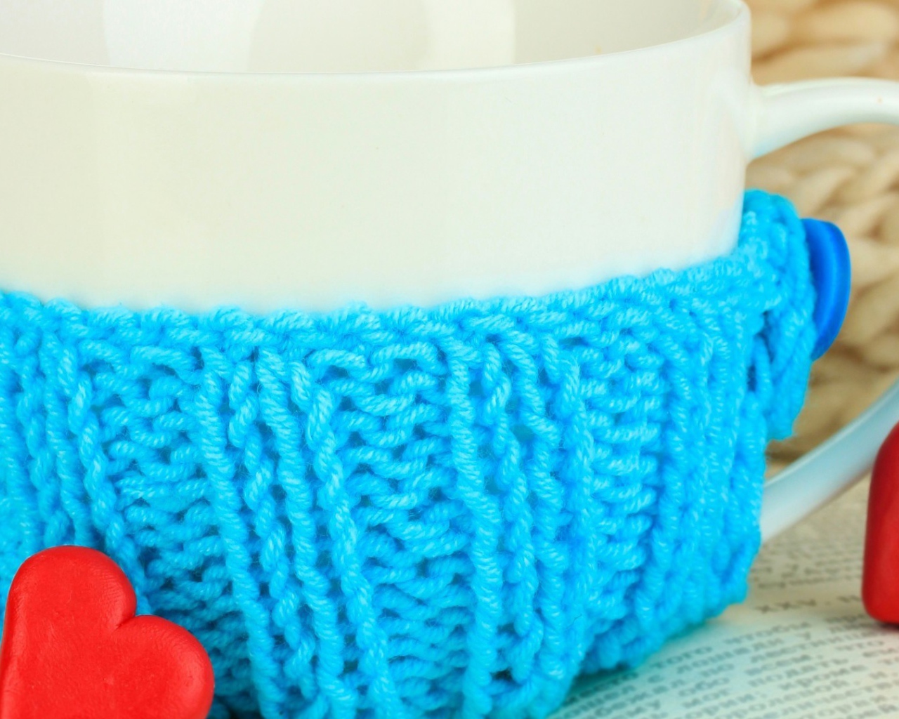 Чашка в теплом наряде