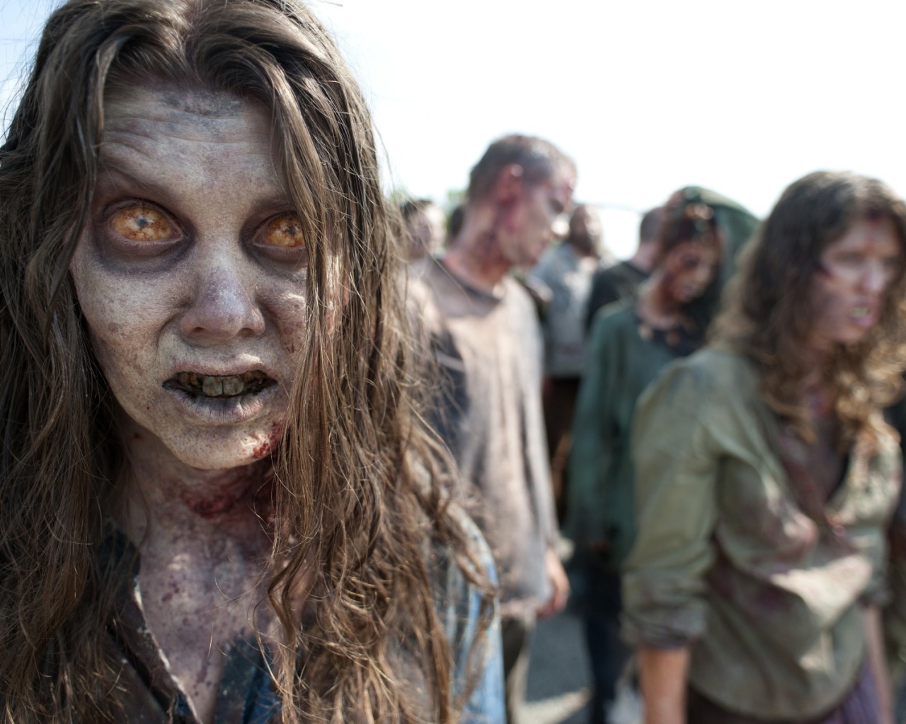 Нашествие зомби из Ходячих мертвецов